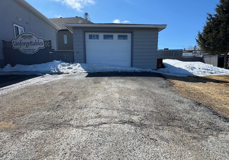 864-riverside-drive-timmins-ontario-t13012410