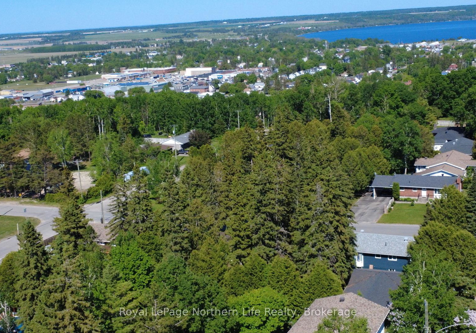 542-agnes-avenue-temiskaming-shores-ontario-t13013410
