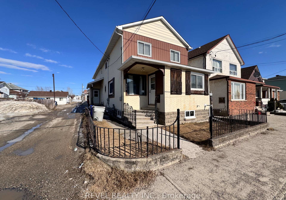 388-pine-street-s-timmins-ontario-t13039758