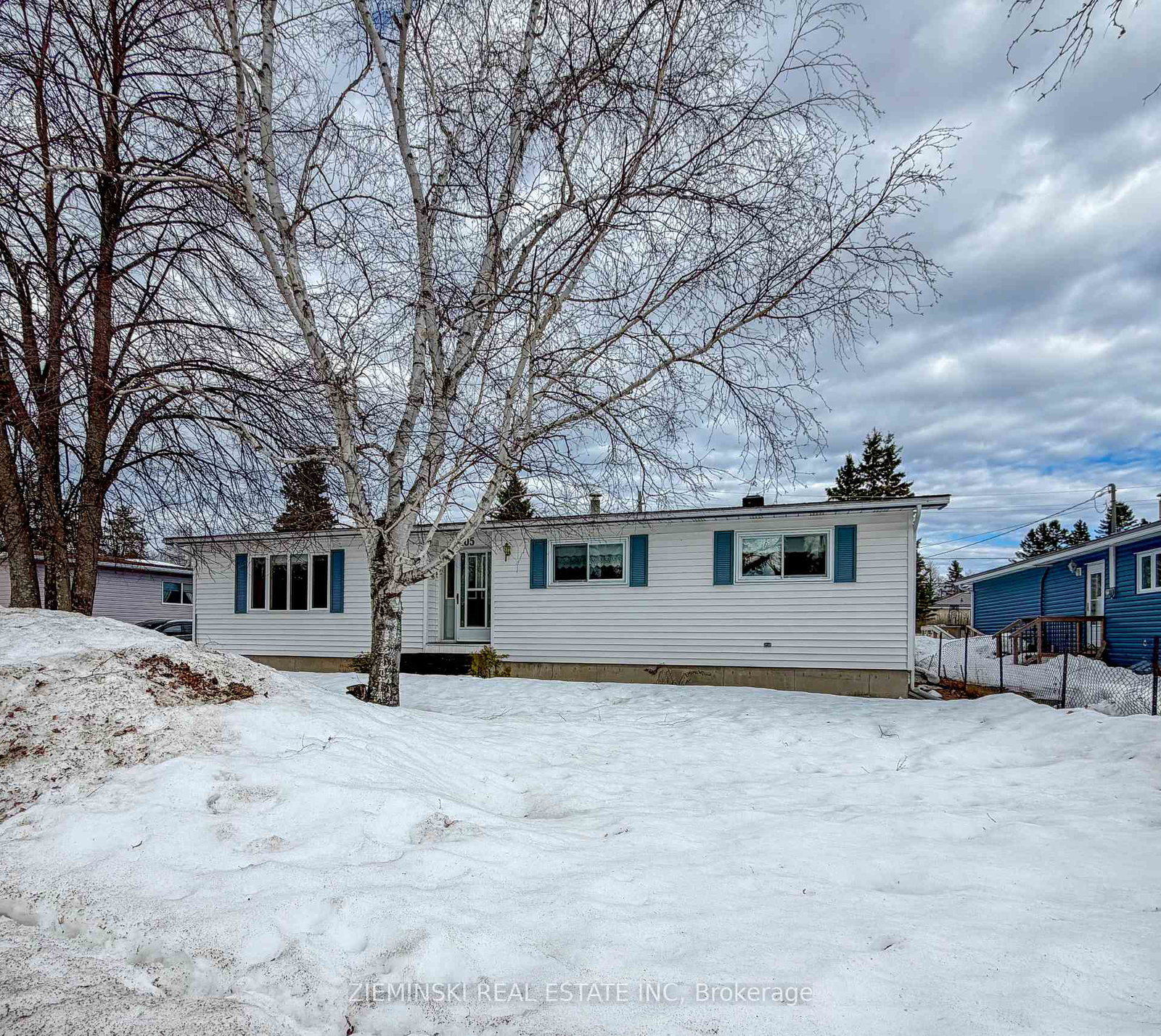 105-new-circle-place-iroquois-falls-ontario-t13050002