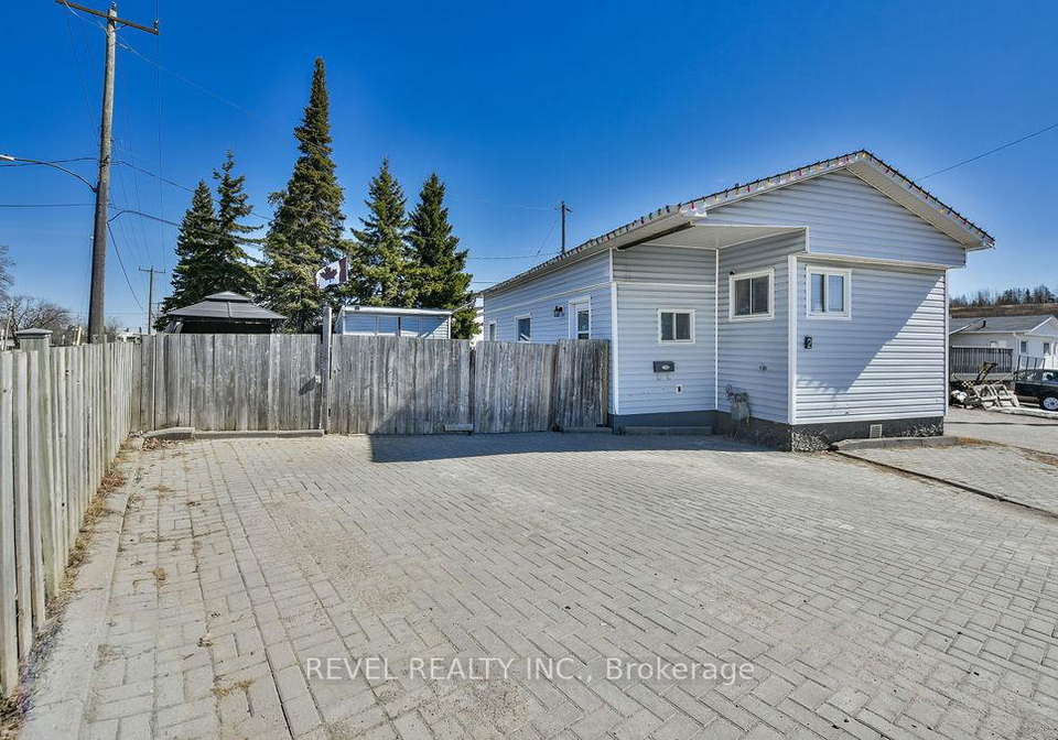 2-rovie-avenue-timmins-ontario-t13052704