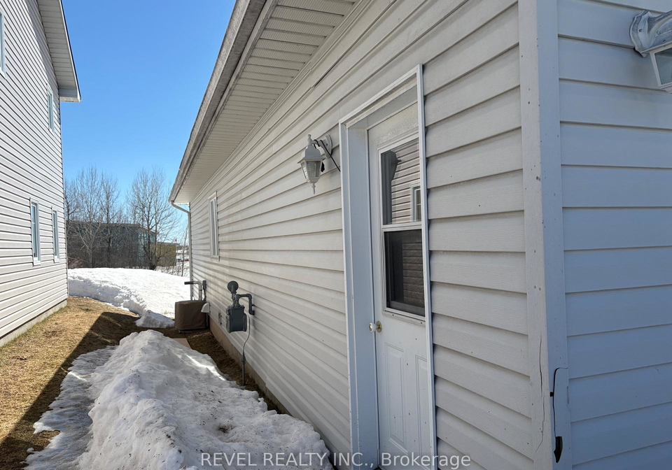 4-cree-road-cochrane-ontario-t13053238