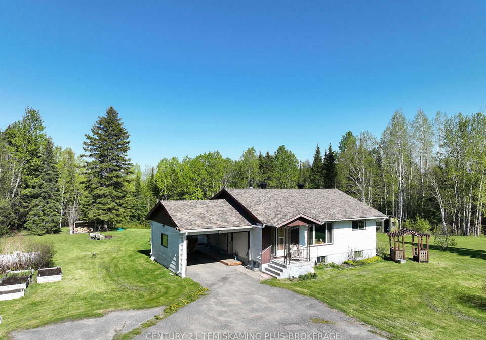 974641-567-highway-timiskaming-ontario-t13053944