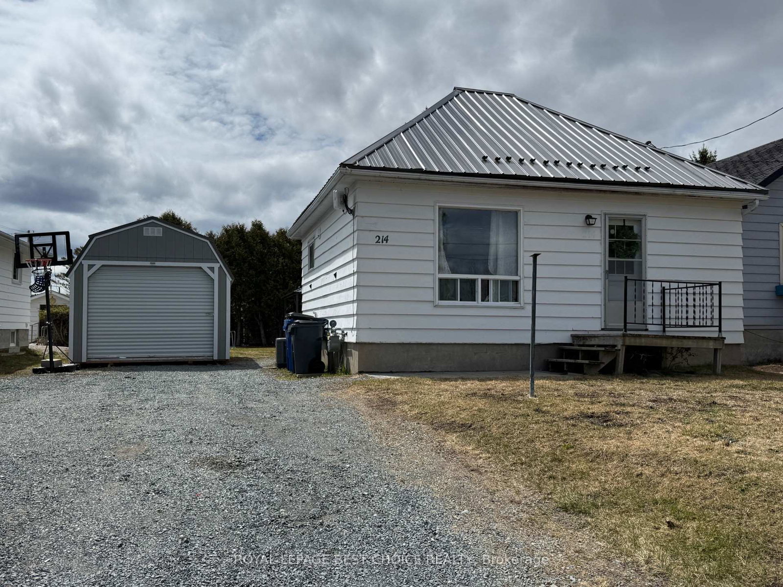 214-haliburton-avenue-w-temiskaming-shores-ontario-t13076460