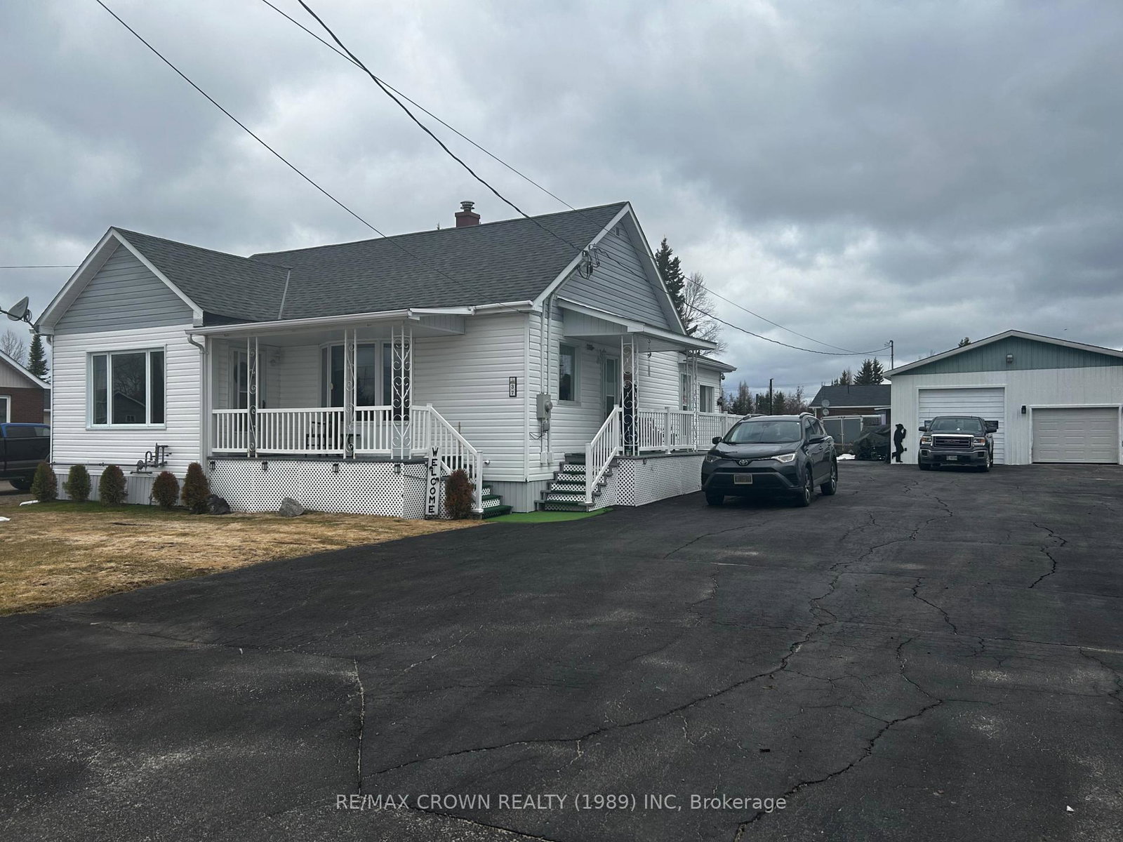 37-leonard-moonbeam-avenue-n-kapuskasing-ontario-t13080900
