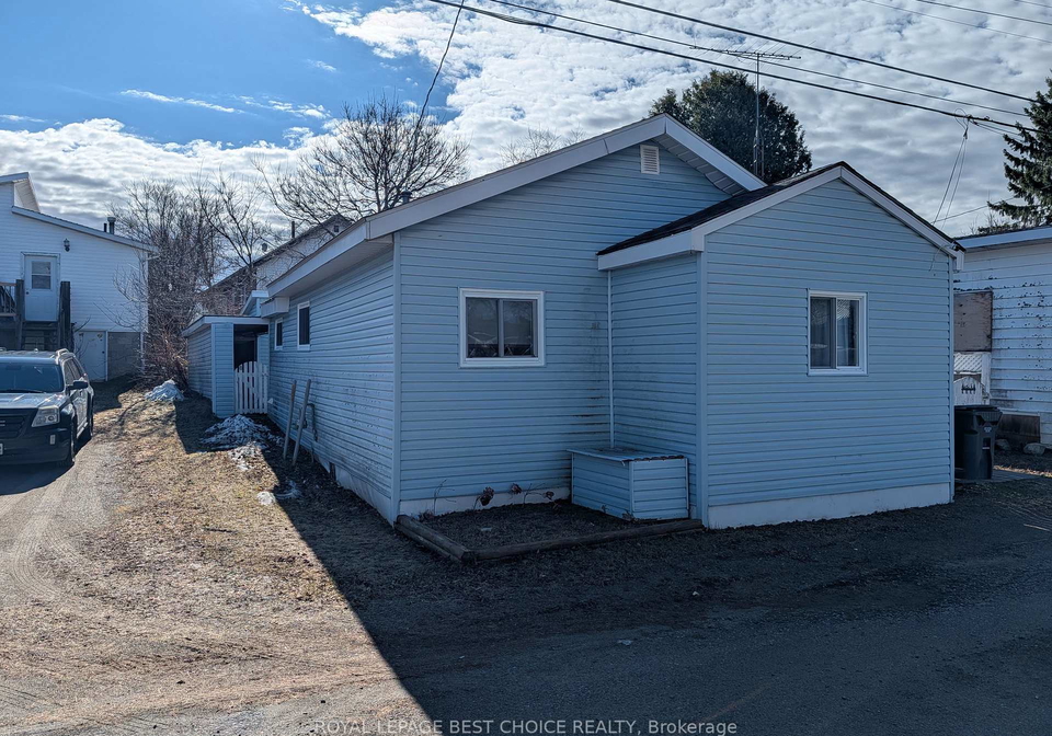 78-79-helen-street-cobalt-ontario-t13091474