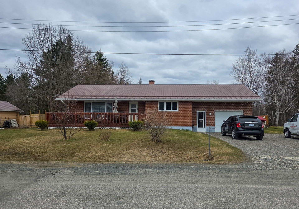 8-browns-road-englehart-ontario-t13096346