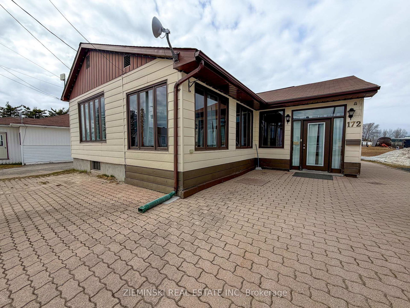 172-elaine-avenue-smooth-rock-falls-ontario-t13111294