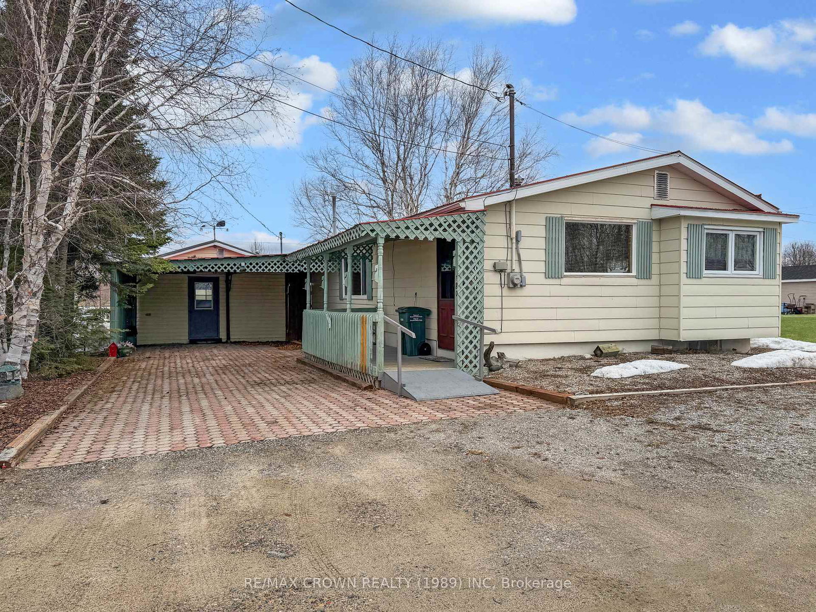 180-trailer-park-road-smooth-rock-falls-ontario-t13113122