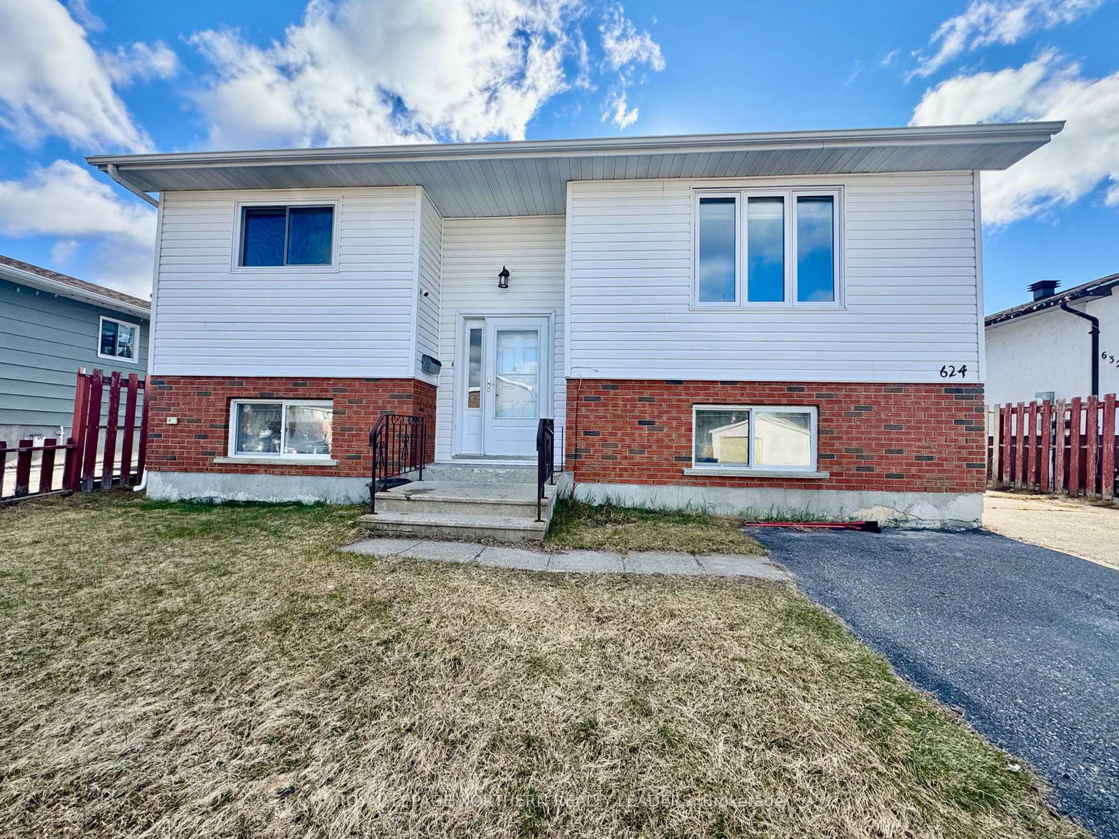 624-cedar-street-s-timmins-ontario-t13121712