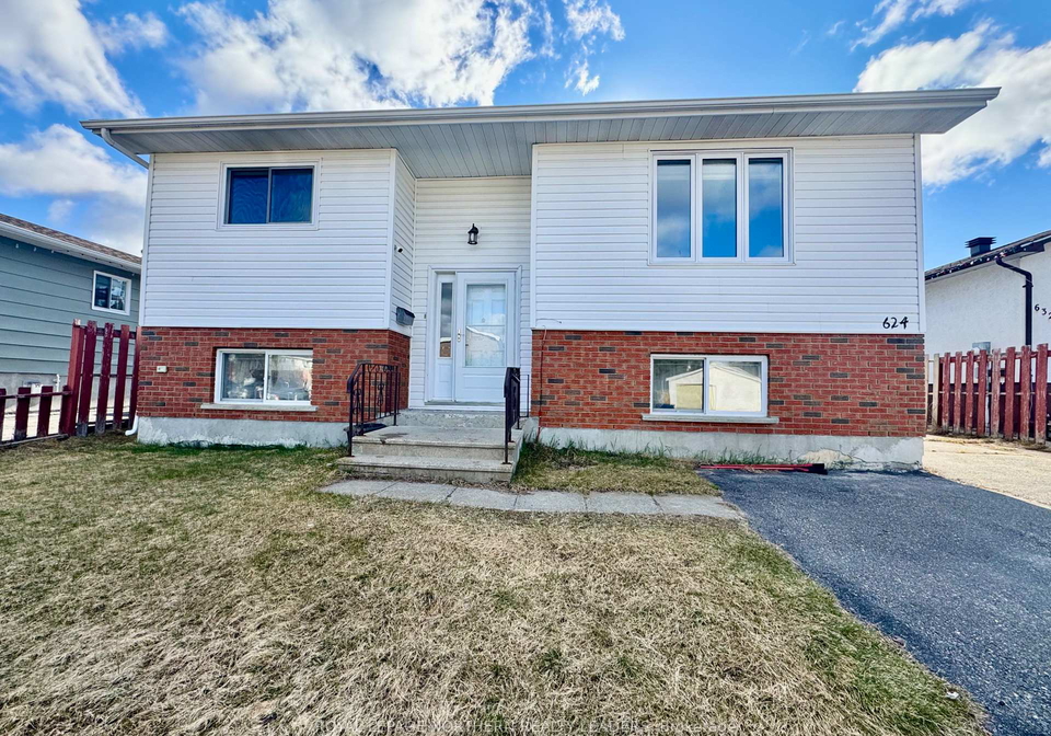624-cedar-street-s-timmins-ontario-t13121712