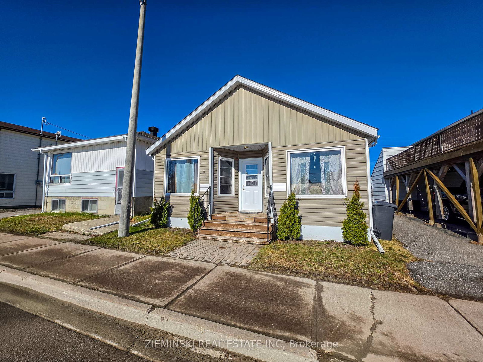 657-cedar-avenue-iroquois-falls-ontario-t13132034