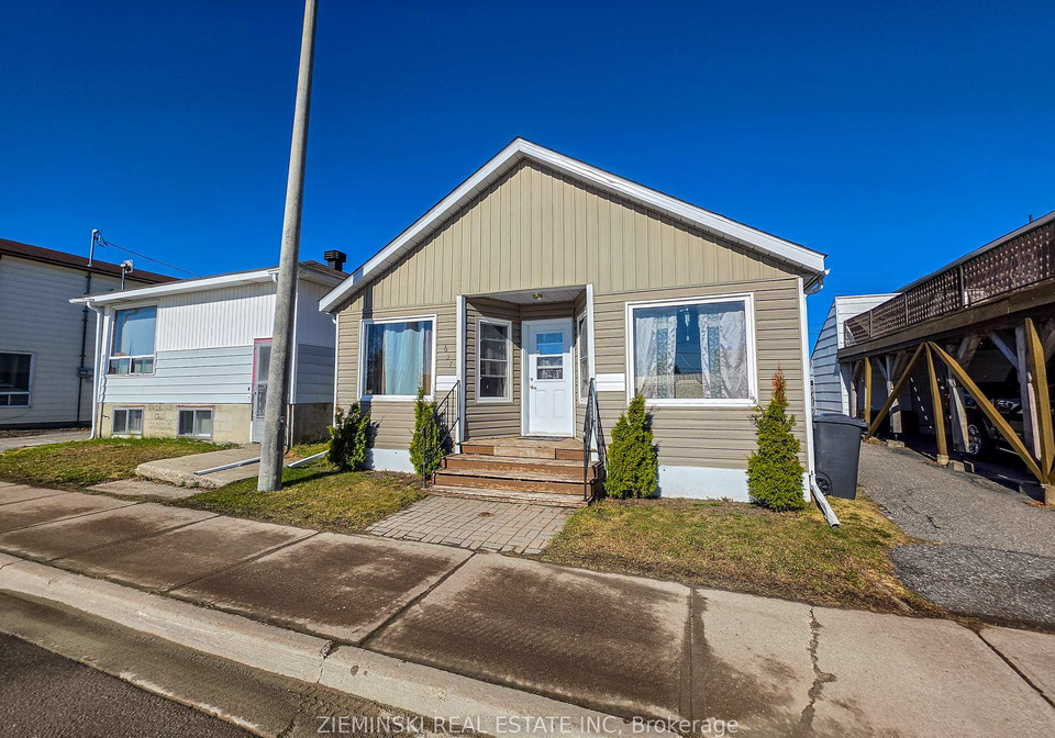 657-cedar-avenue-iroquois-falls-ontario-t13132034