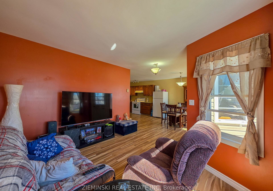 657-cedar-avenue-iroquois-falls-ontario-t13132034