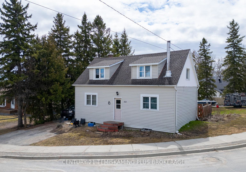 512-probyn-street-temiskaming-shores-ontario-t13133974