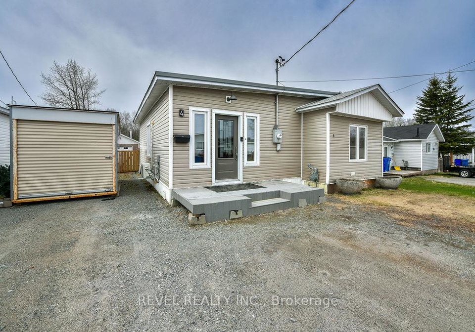4-notre-dame-timmins-ontario-t13154876