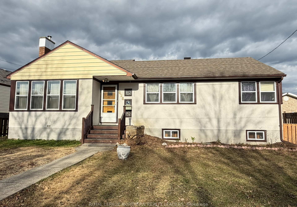 424-maple-street-s-timmins-ontario-t13162104