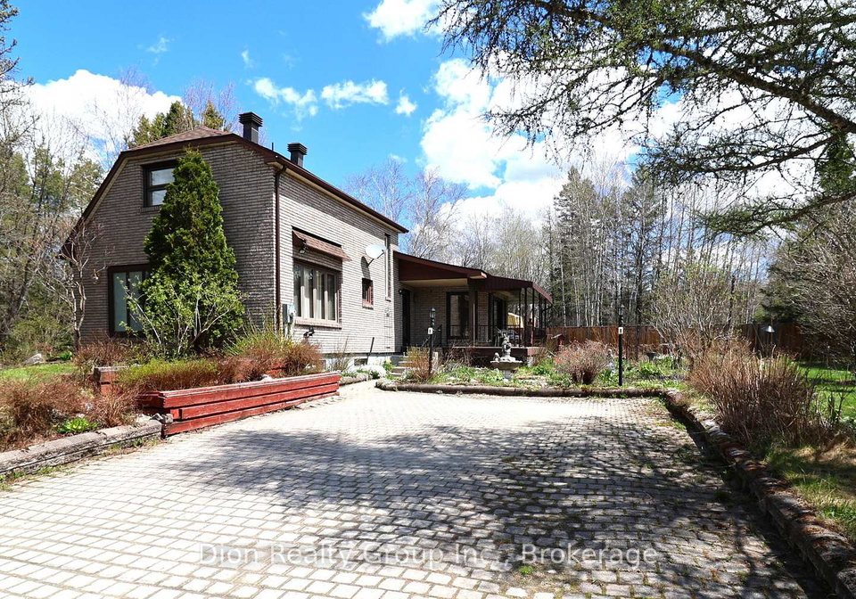 2005-riverside-drive-kirkland-lake-ontario-t13188916