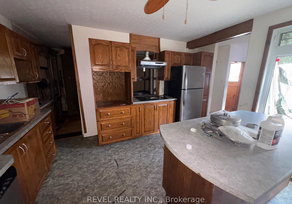 555-spruce-street-s-timmins-ontario-t13203086