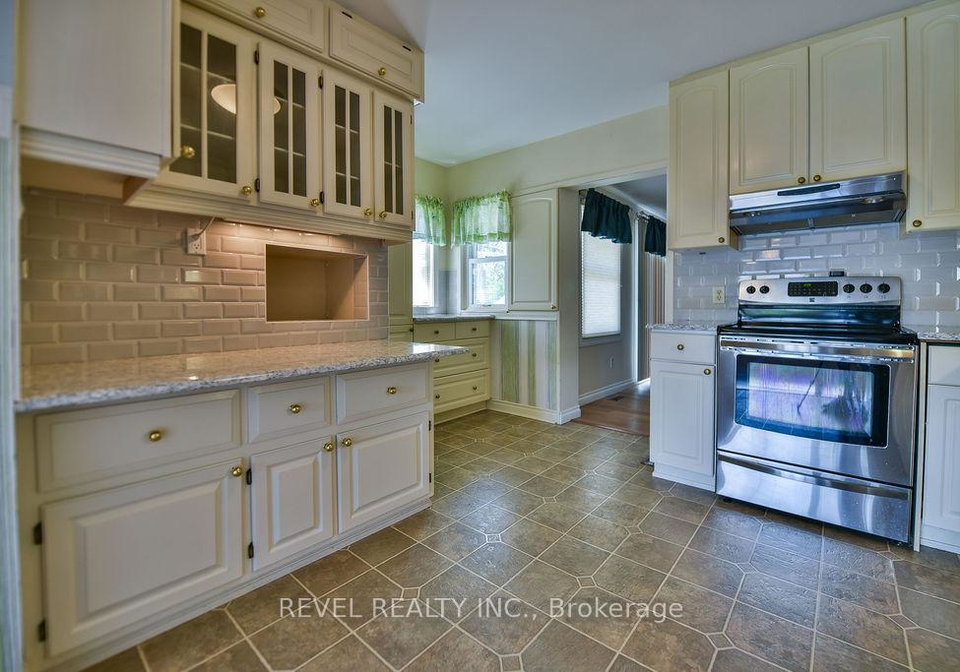 711-eyre-boulevard-timmins-ontario-t13239916