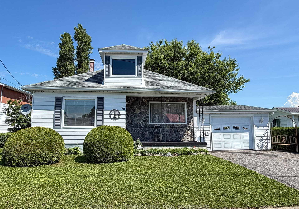 30-ninth-street-e-armstrong-ontario-t13504990