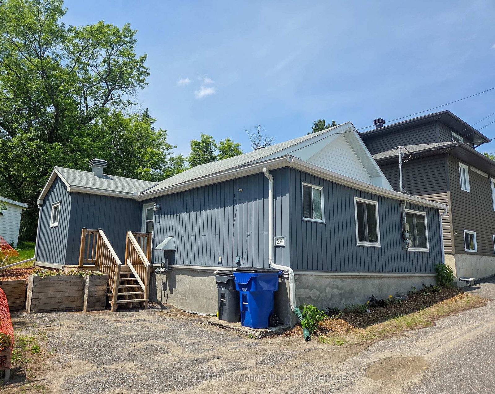 24-baker-street-cobalt-ontario-t13505666