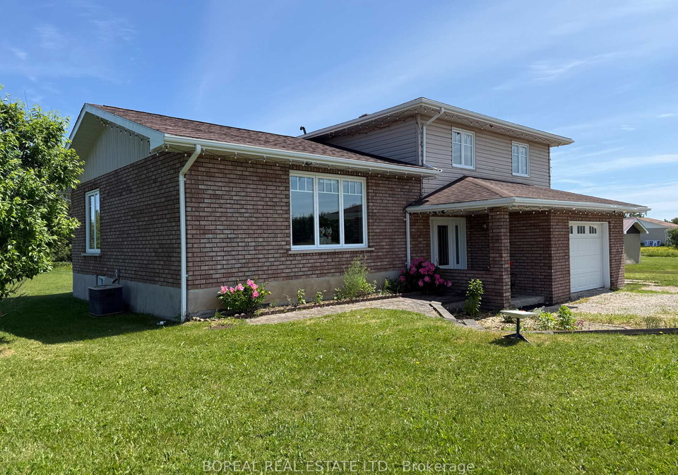 1476-highway-11-s-cochrane-ontario-t13523532