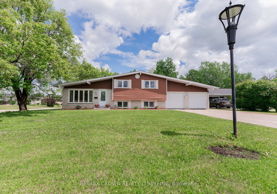 11-kent-place-kapuskasing-ontario-t13528490