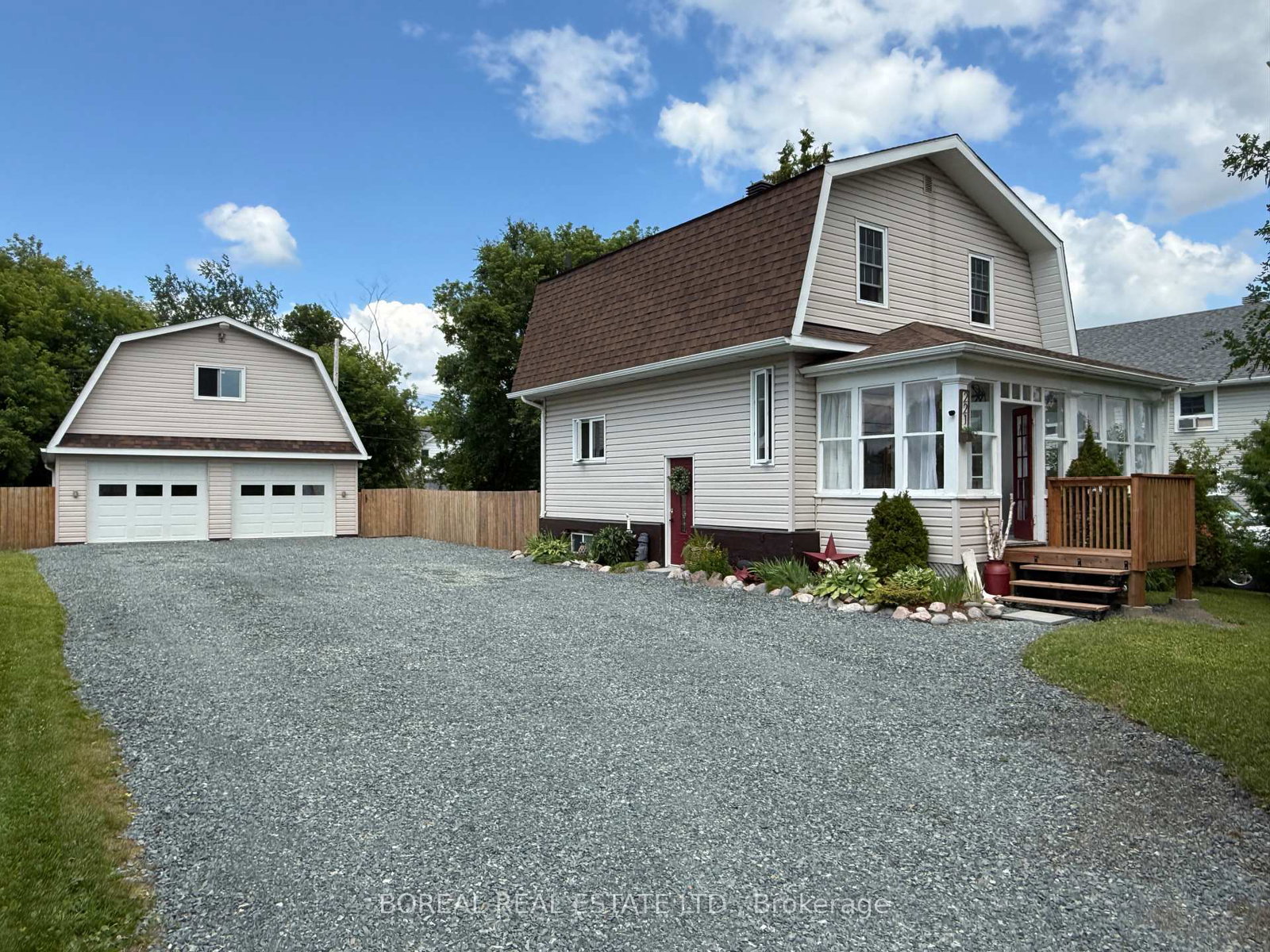 221-fifth-avenue-cochrane-ontario-t13582748
