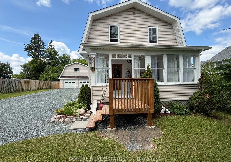 221-fifth-avenue-cochrane-ontario-t13582748