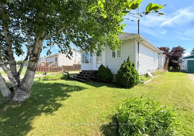 16-ontario-street-kapuskasing-ontario-t13596516