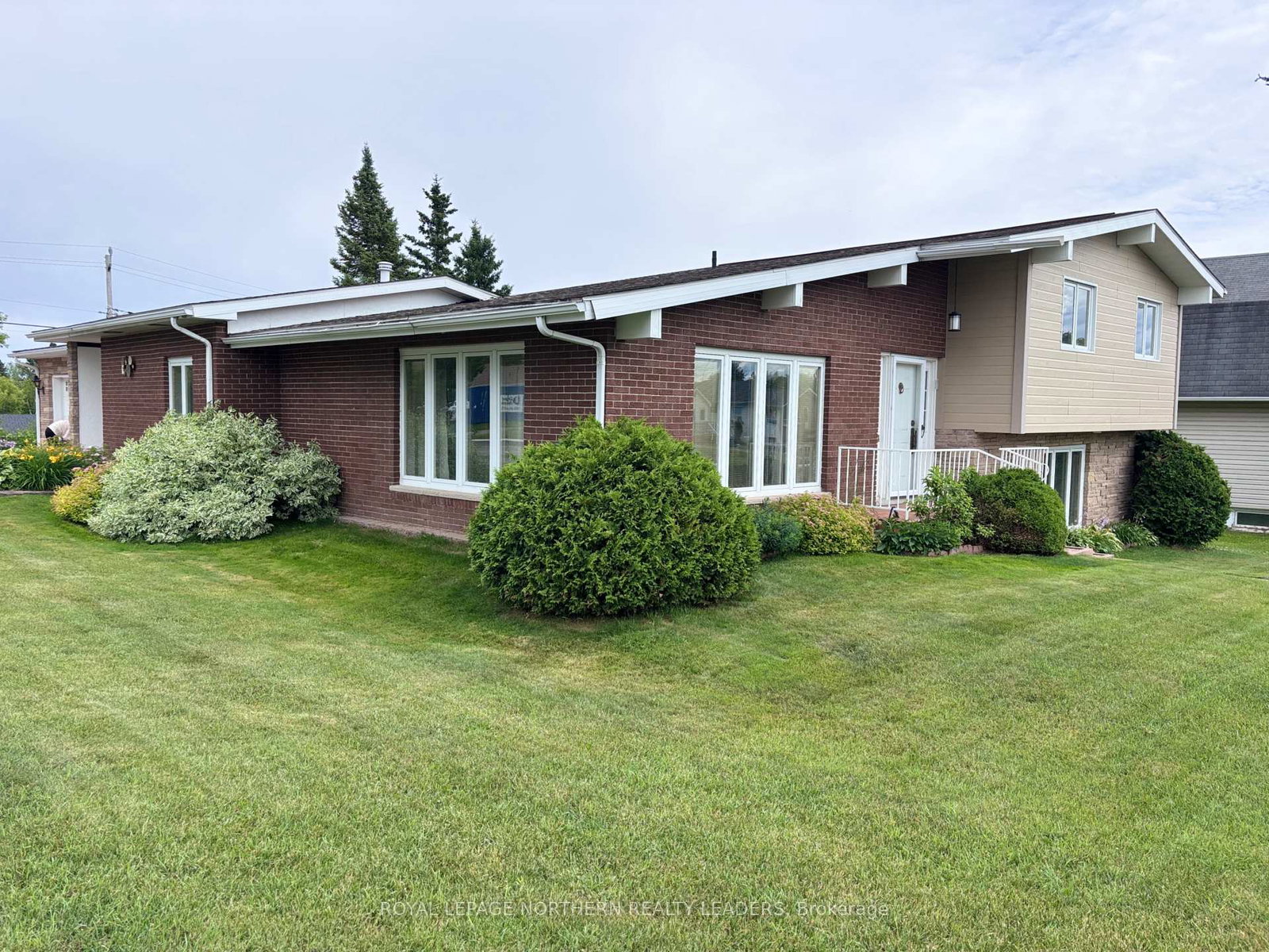 324-third-avenue-cochrane-ontario-t13601924