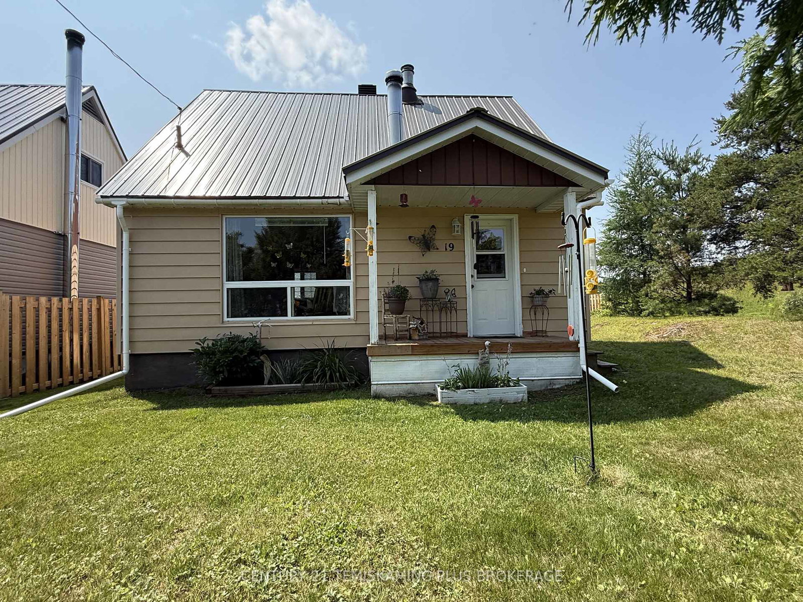 19-twentyeighth-street-mcgarry-ontario-t13605598
