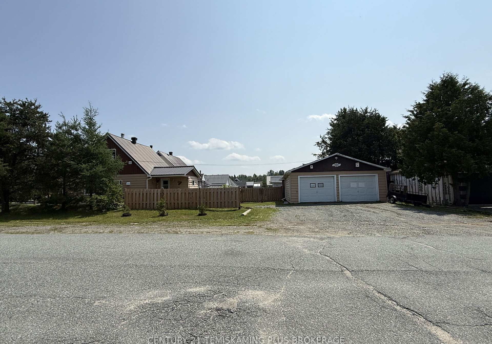 19-twentyeighth-street-mcgarry-ontario-t13605598
