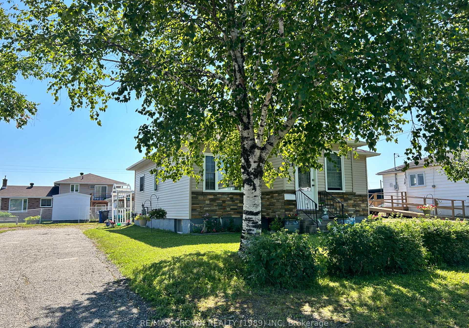 12-erickson-avenue-kapuskasing-ontario-t13641894