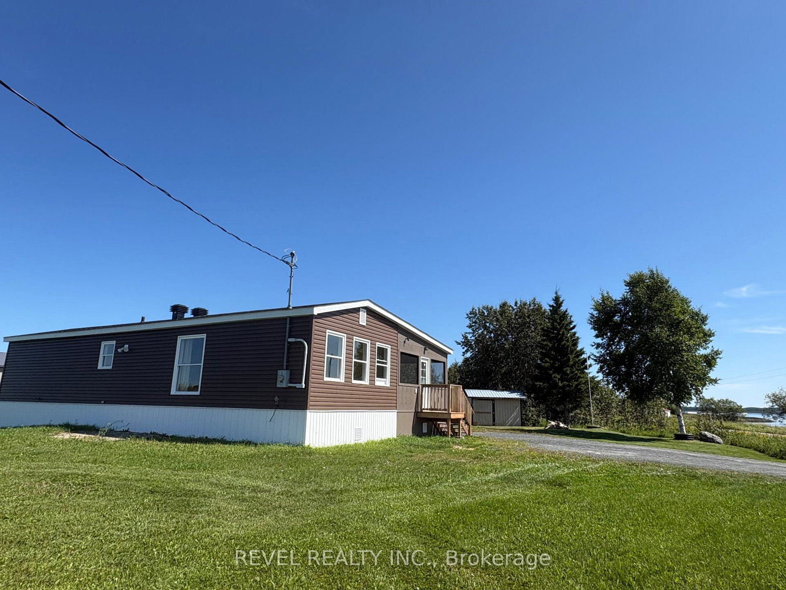 585-conc-6-7-concession-cochrane-ontario-t13644862