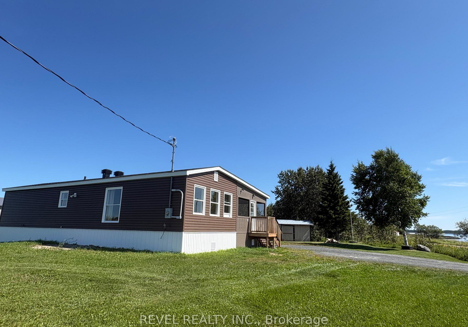 585-conc-6-7-concession-cochrane-ontario-t13644862