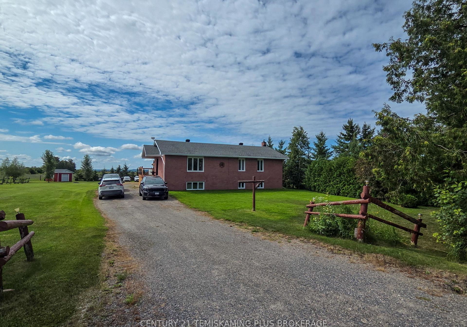 045090-highway-562-timiskaming-ontario-t13677668