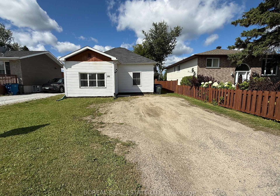 193-twelfth-avenue-cochrane-ontario-t13688882