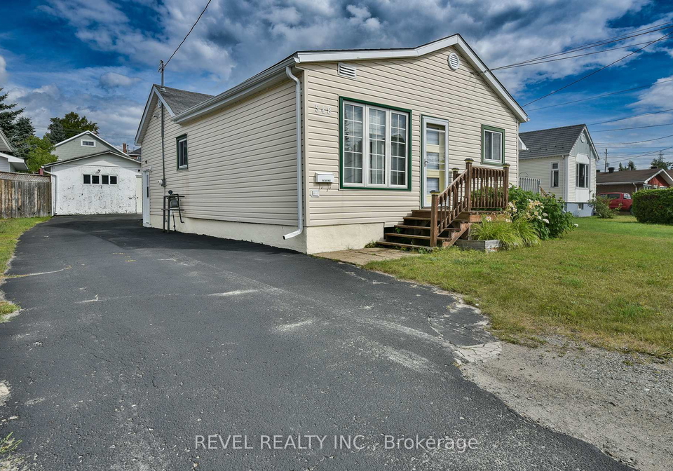 548-cedar-street-s-timmins-ontario-t13691126