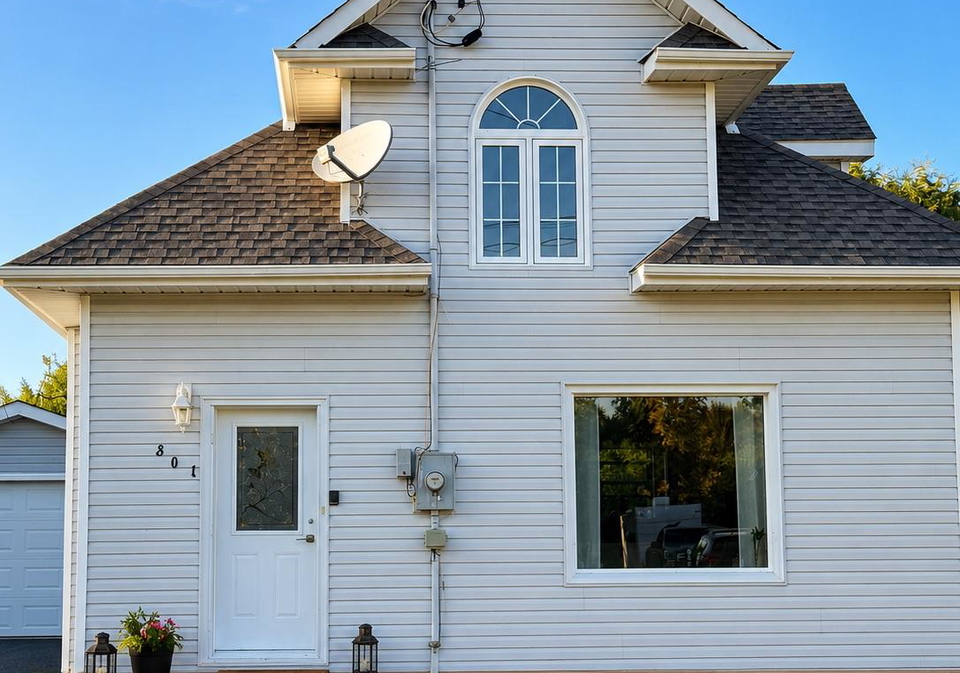 301-albert-street-temiskaming-shores-ontario-t13729704