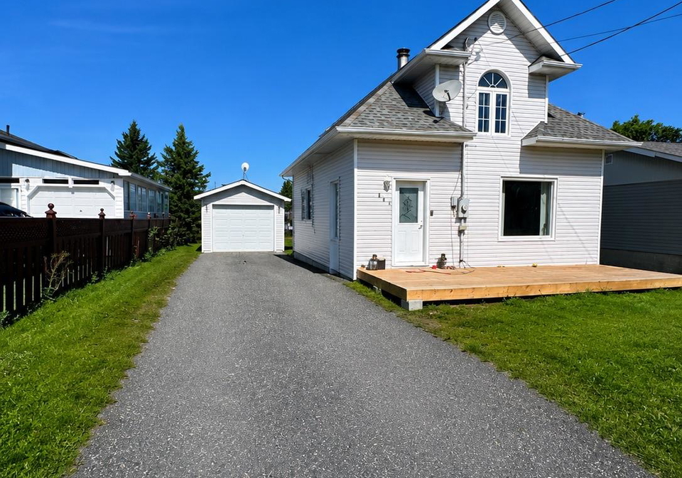 301-albert-street-temiskaming-shores-ontario-t13729704