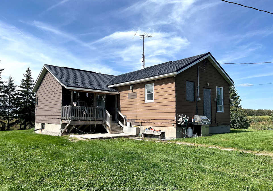 864140-uno-park-road-temiskaming-shores-ontario-t13733192
