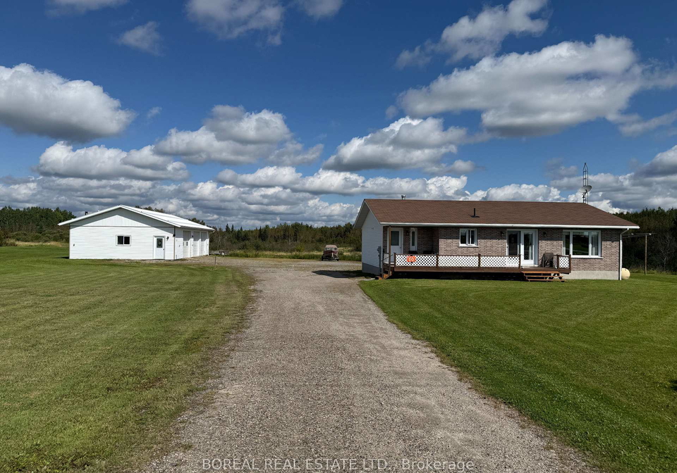 1363-hwy-652-cochrane-ontario-t13743514