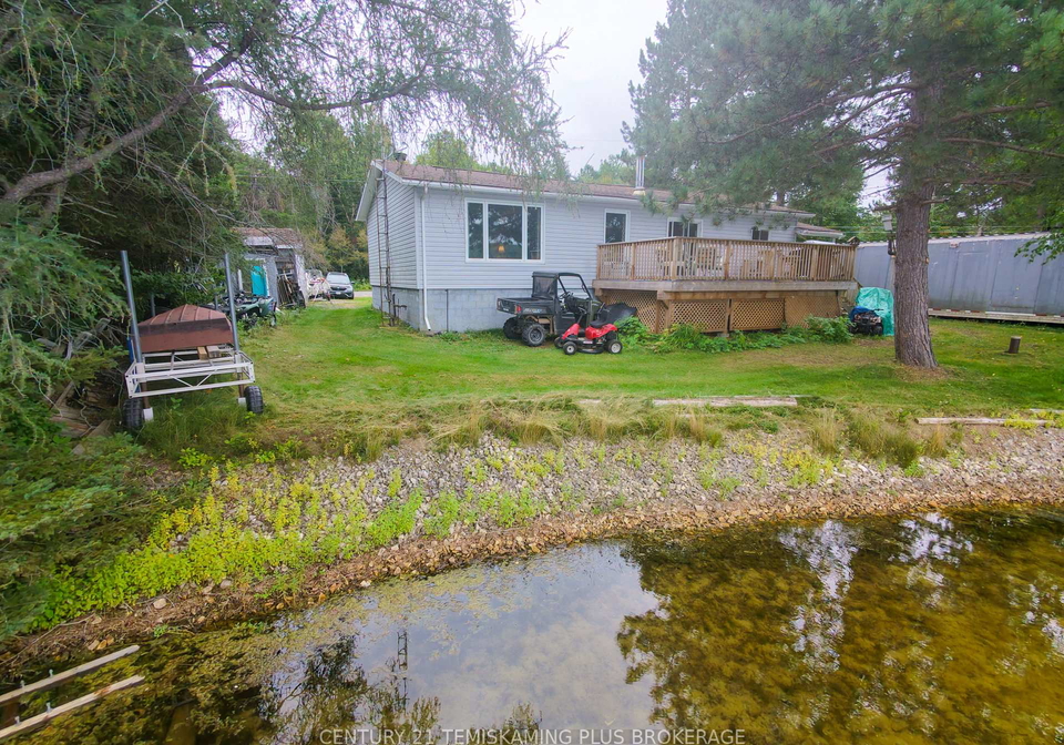 8148-twin-lakes-c2-road-timiskaming-ontario-t13770256