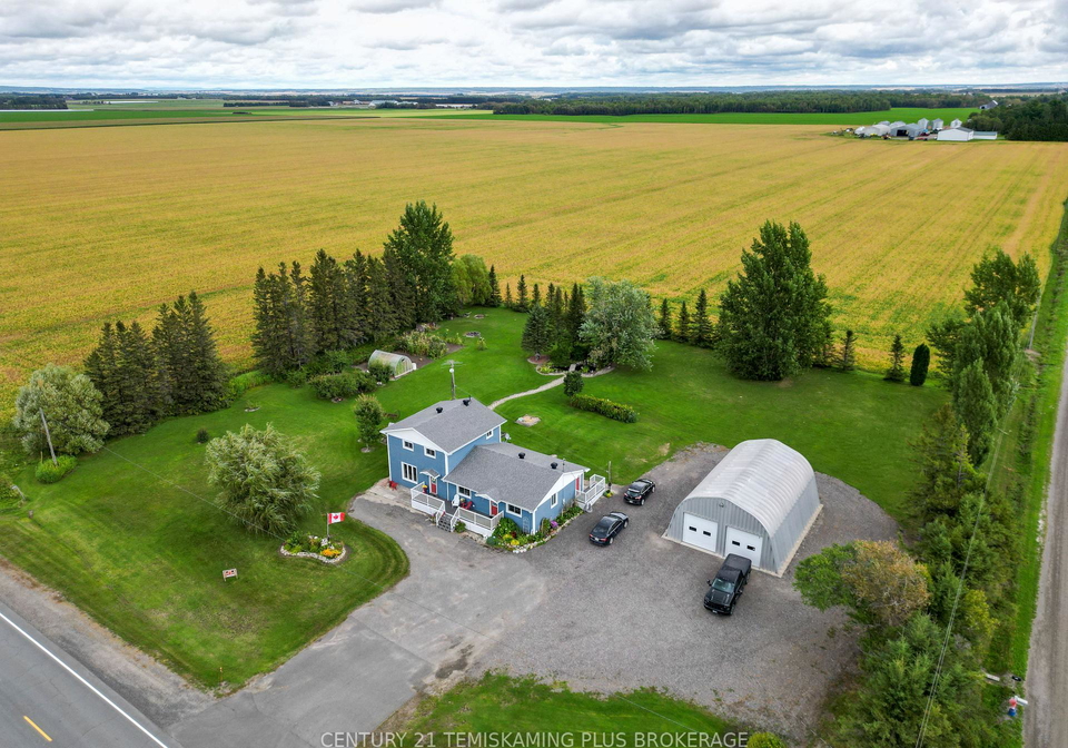 886045-highway-65-kerns-timiskaming-ontario-t13793542