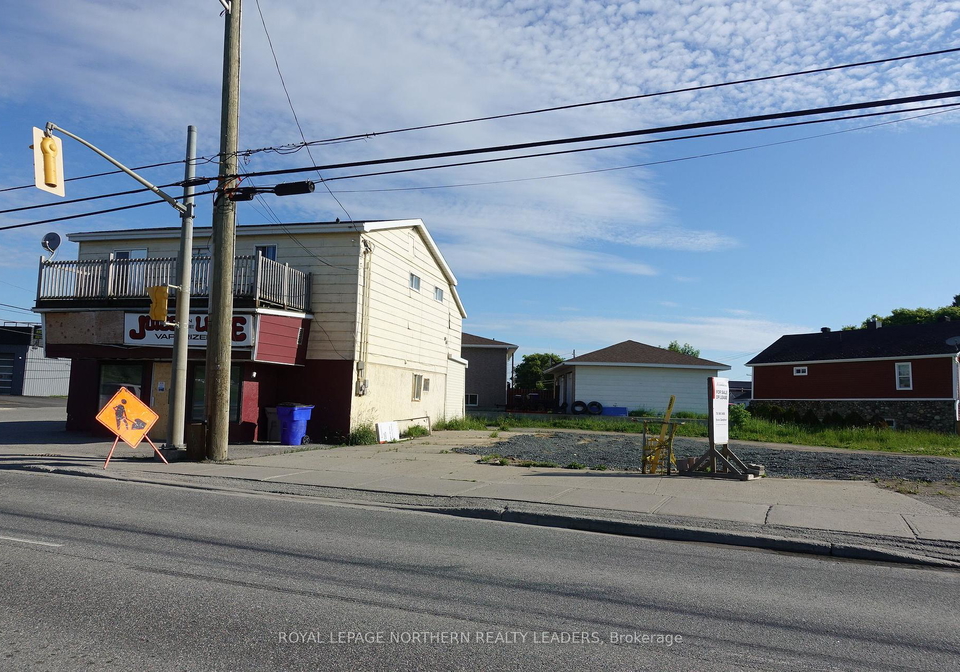 686-riverside-drive-timmins-ontario-t9378598