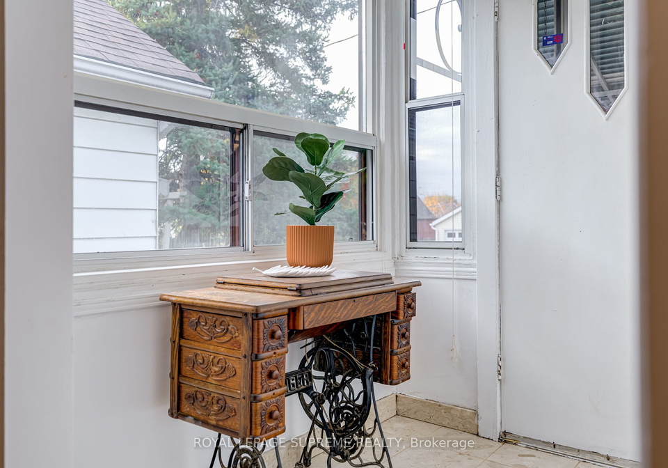 85-aileen-avenue-toronto-ontario-w10410348