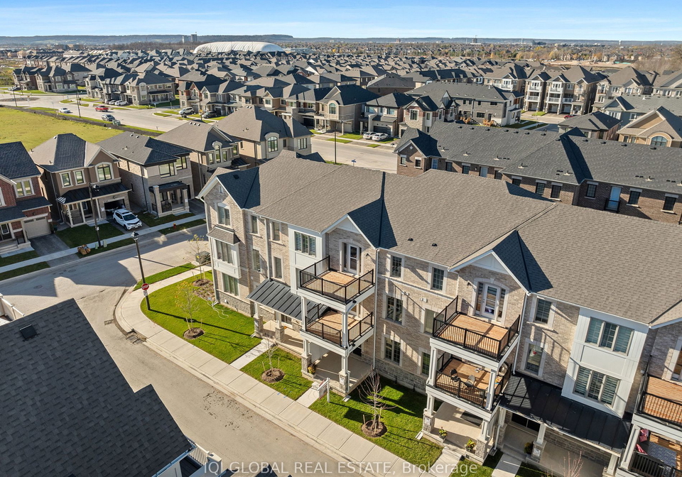 1317-leriche-way-s-milton-ontario-w10418046