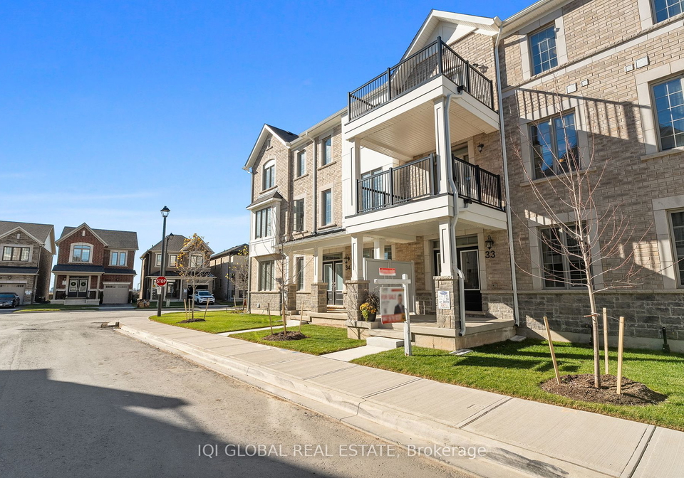 1317-leriche-way-s-milton-ontario-w10418046
